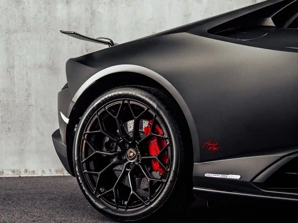 LAMBORGHINI HURACÁN