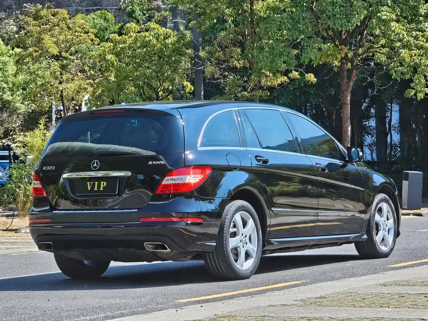 Mercedes-Benz R-Class 2015 R 320 4MATIC Luxury фото 11
