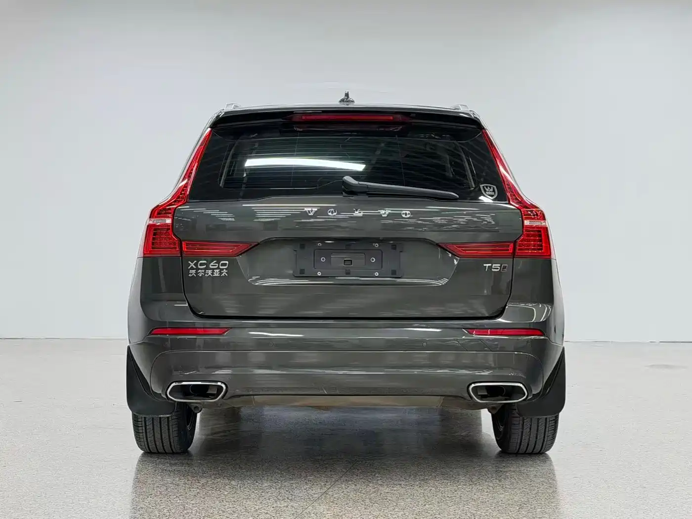 Фото 5 - Volvo XC60