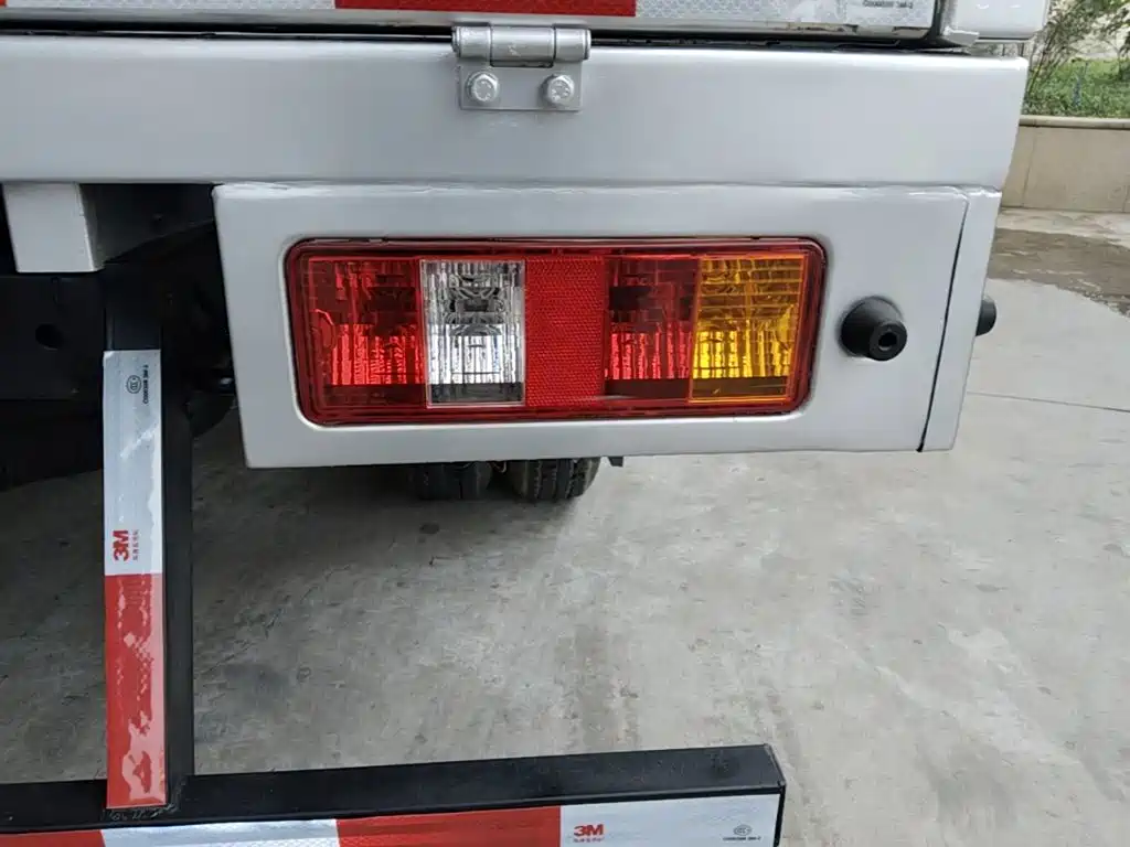 صورة 8 - Dongfeng Xiaokang D52
