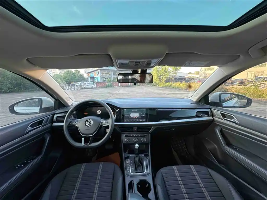 Volkswagen Lavida 2022 280TSI DSG Comfort Edition фото 8