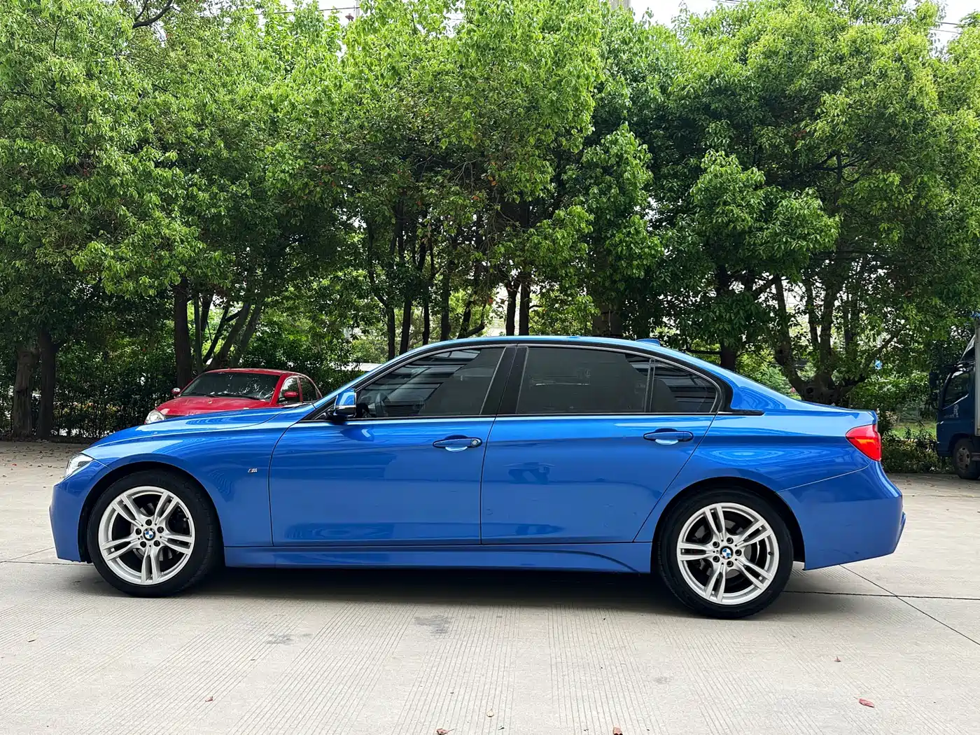 BMW 3 Series 2019 320Li M Sport Package фото 15