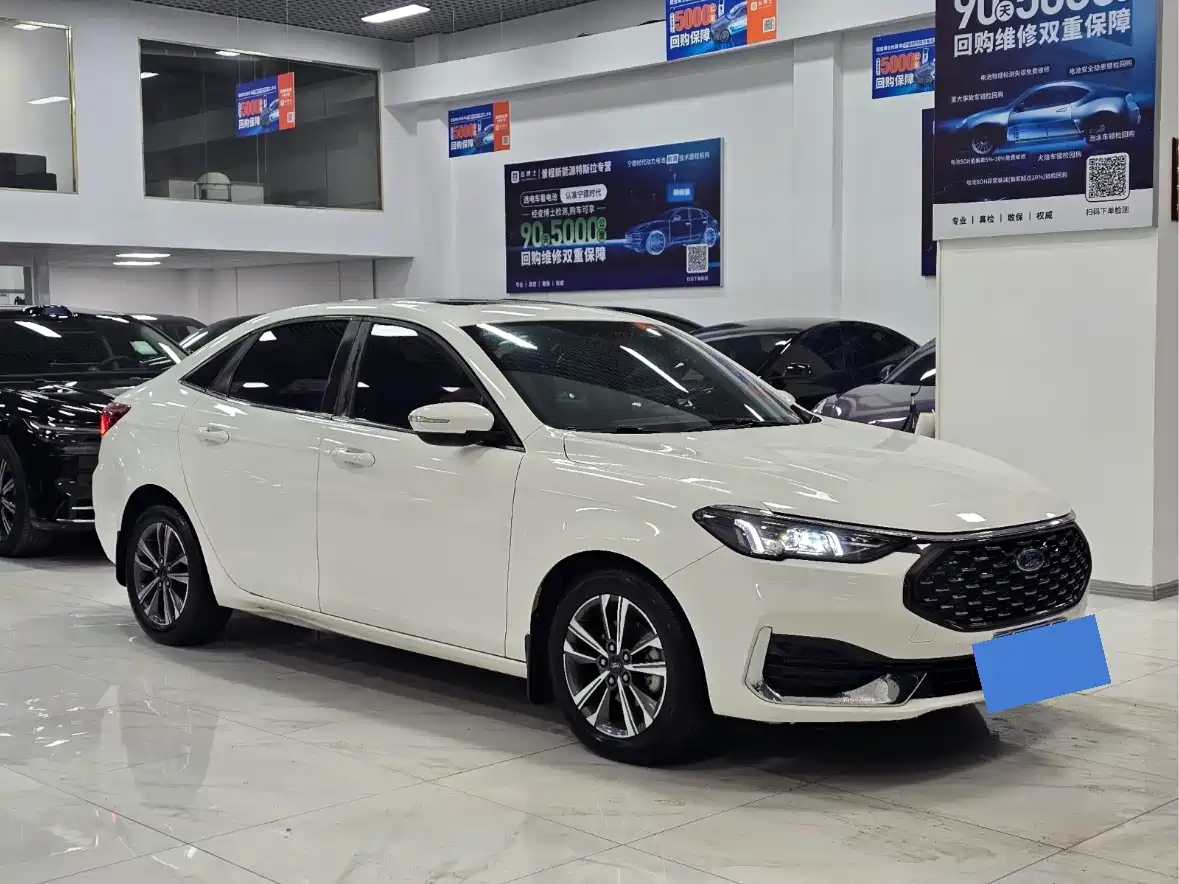 Ford Escort 2022 2021 1.5L Automatic Diamond Edition