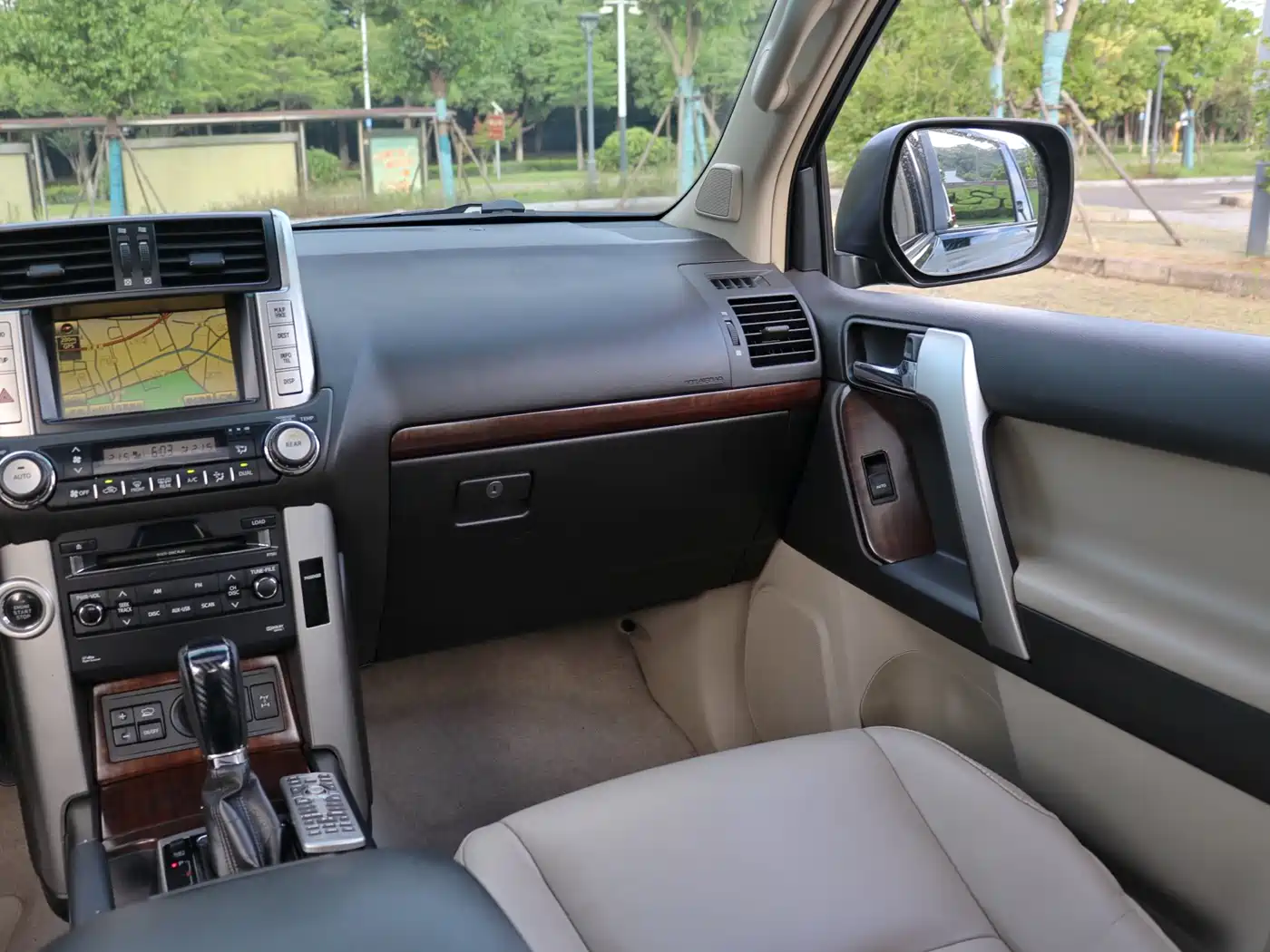 Фото 21 - Toyota Prado