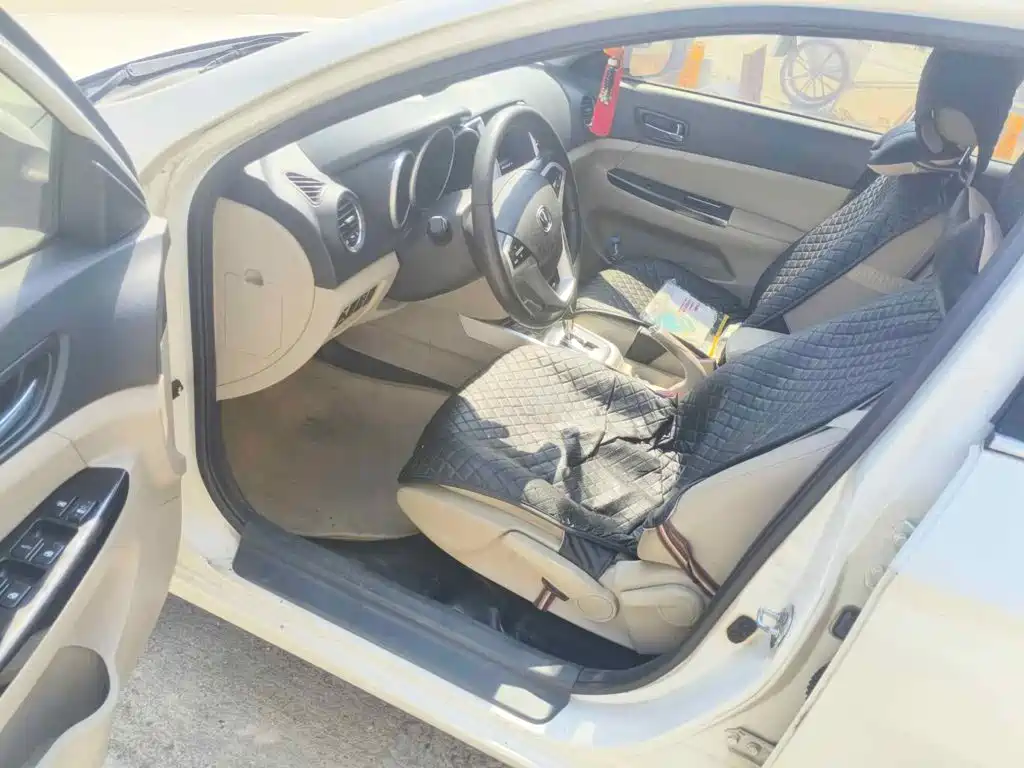 Changan Eado 2014 2014 1.6L Automatic Luxury