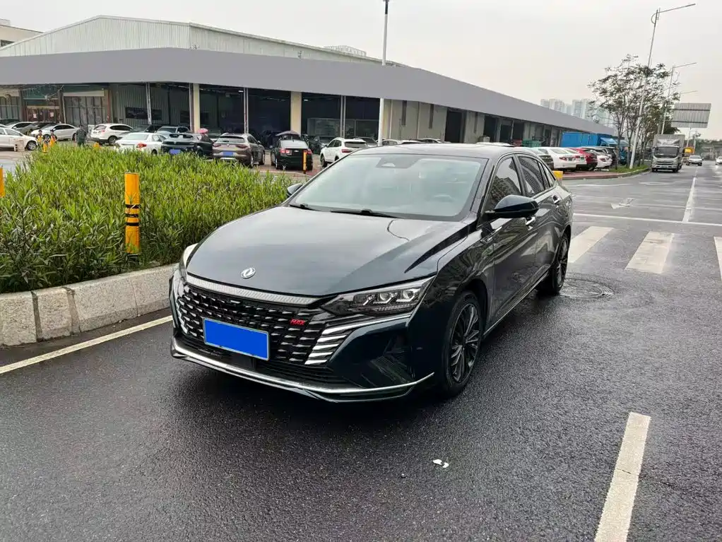 Dongfeng Aeolus Yixuan MAX 2022 2021 1.5T Super Cool Dad Edition