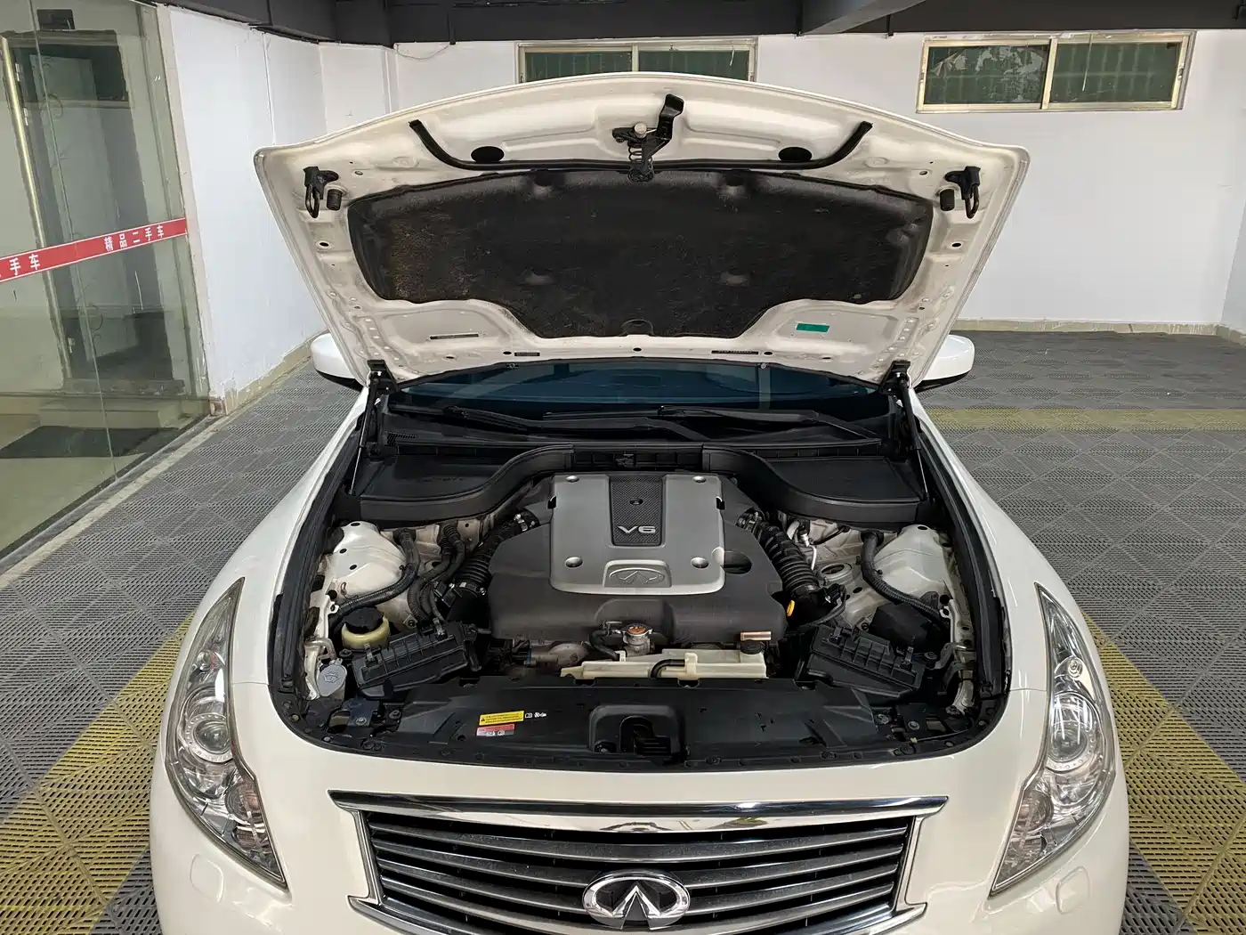 Infiniti G Series 2014 2013 G25 Sedan Luxury Sport Edition