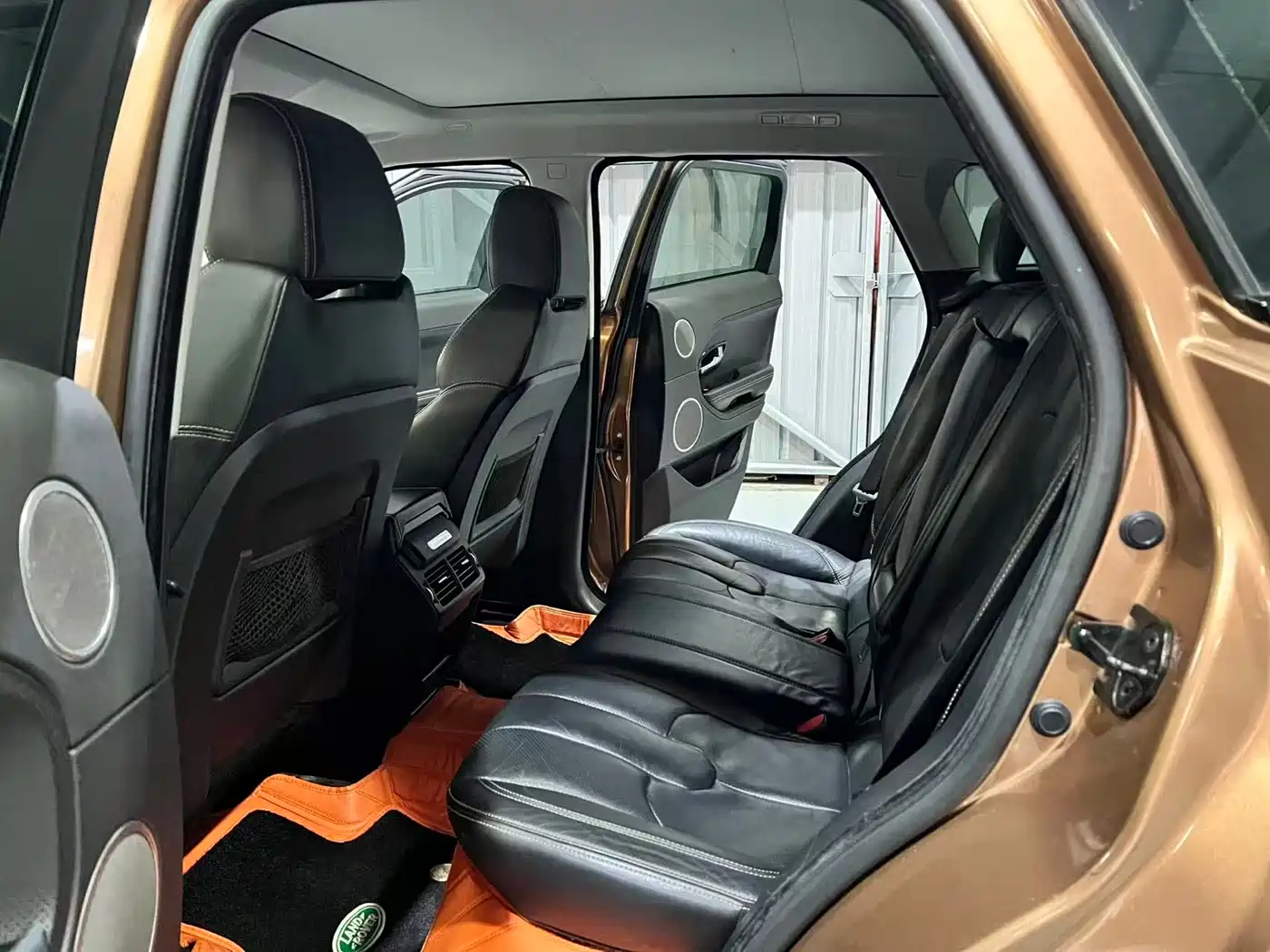 Land Rover Range Rover Evoque (Import) 2014 2.0T 5-door Brilliance Sport фото 6