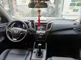 Фото 12 - Changan CS75