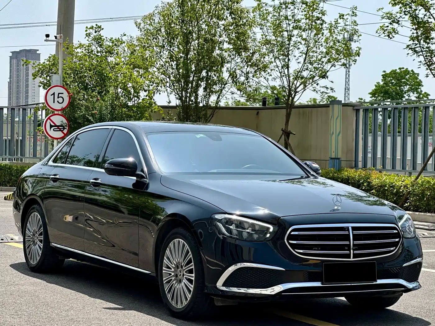 Mercedes-Benz E-Class 2021 E 300 L Luxury фото 4