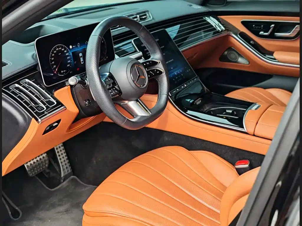 صورة 8 - Mercedes-Benz S-Class