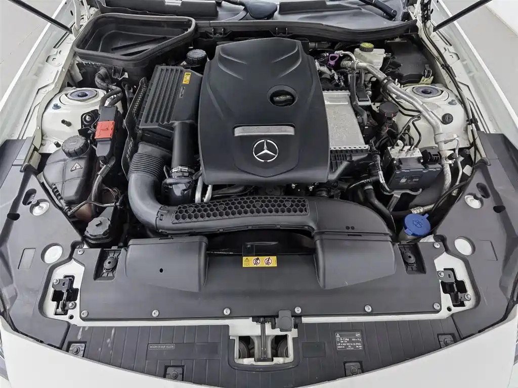 Mercedes-Benz SLC 2018 SLC 260 Dynamic фото 6