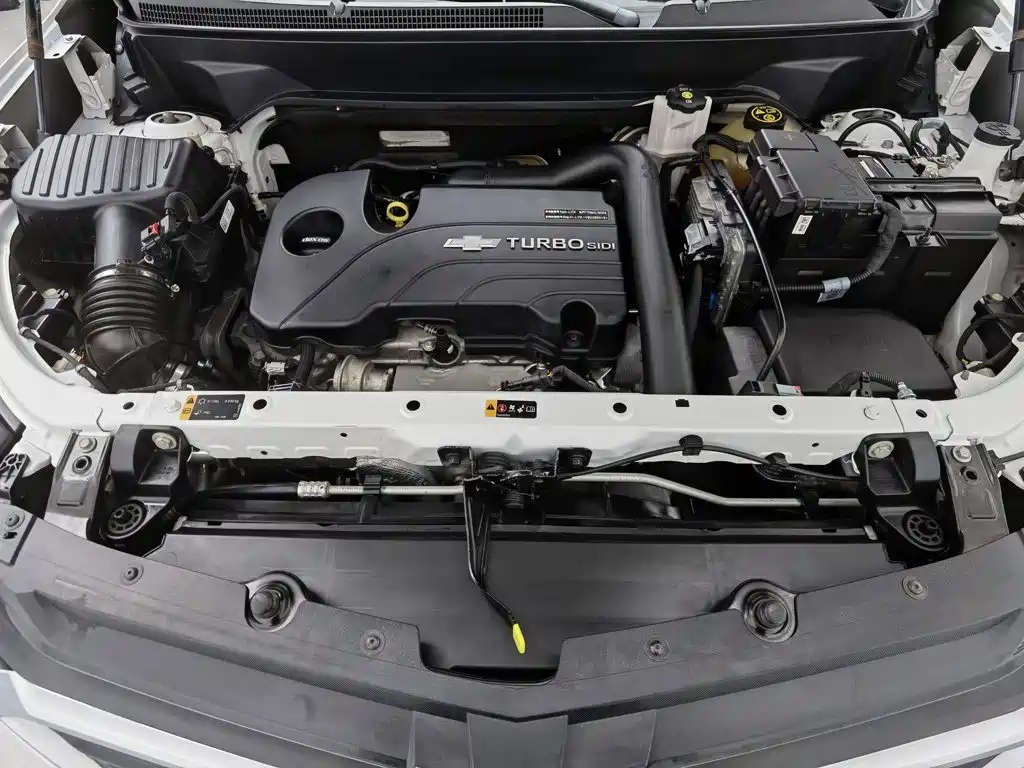 Фото 6 - Chevrolet Equinox