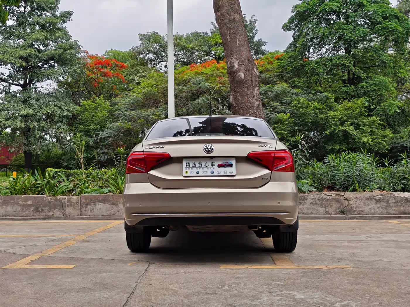 Volkswagen Jetta 2019 Dream Edition 1.5L Auto Comfort фото 17