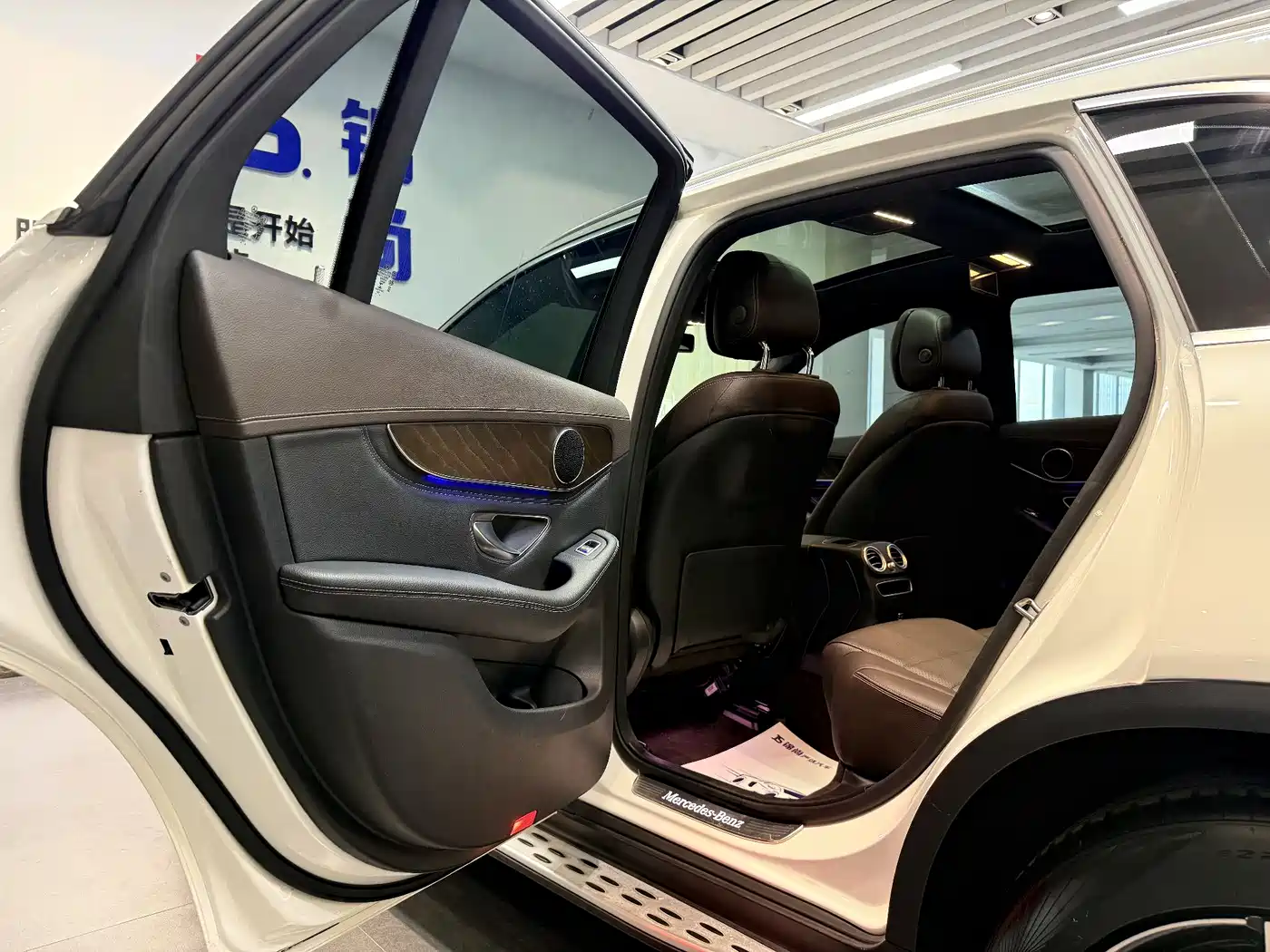 Mercedes-Benz GLC 2020 GLC 300 L 4MATIC Dynamic фото 35
