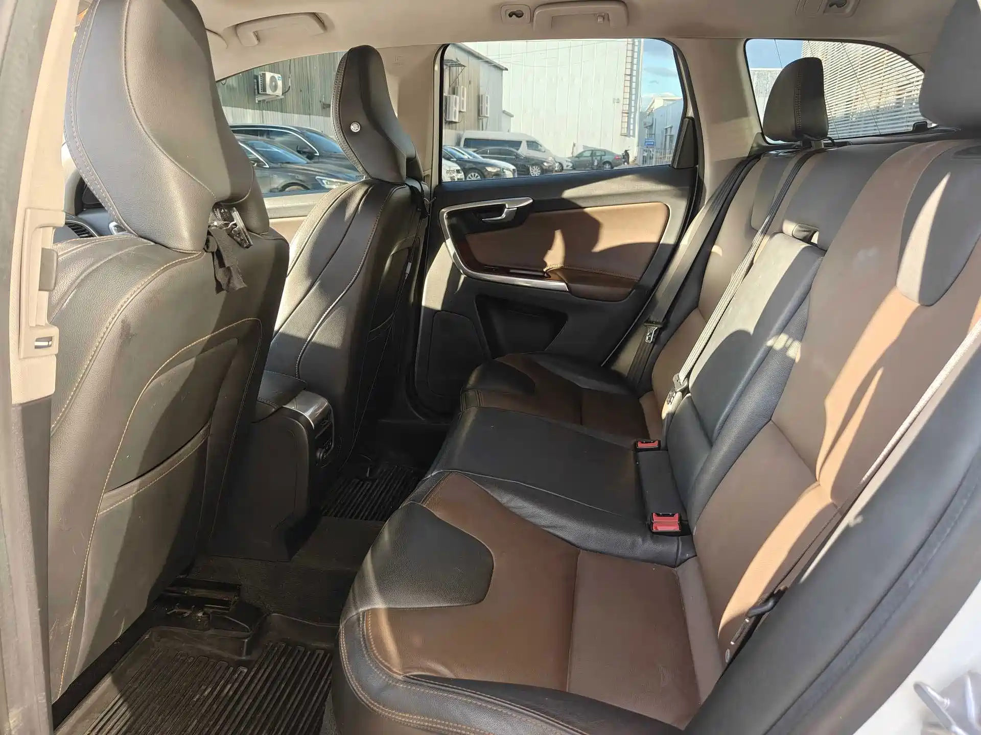 Фото 5 - Volvo XC60