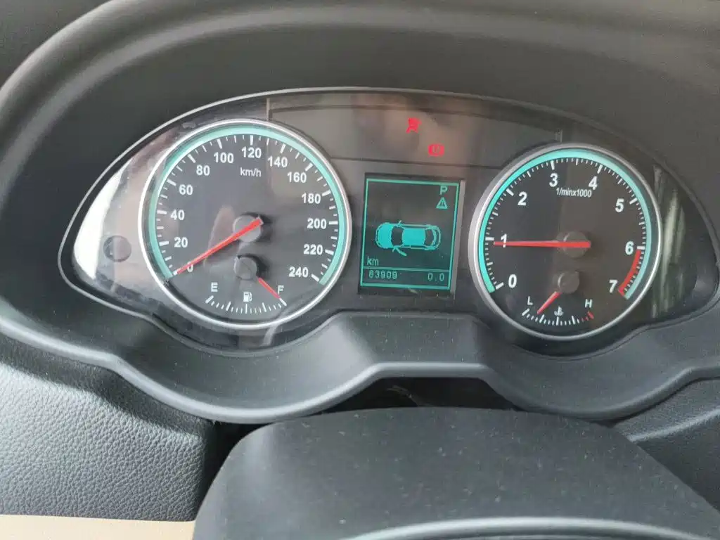 Zhonghua V5 2014 2012 1.6L Automatic Luxury
