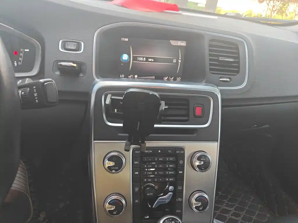 Photo 14 - Volvo S60