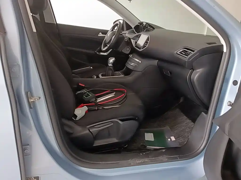 Peugeot 308S 2015 2015 1.6L Manual Dynamic Edition