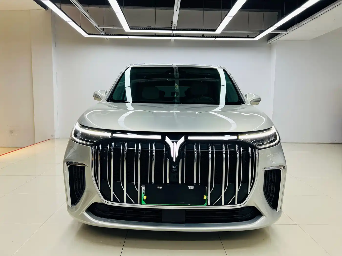 Voyah Auto Voyah Dreamer 2022 Low-carbon Dream+Smart Package фото 5