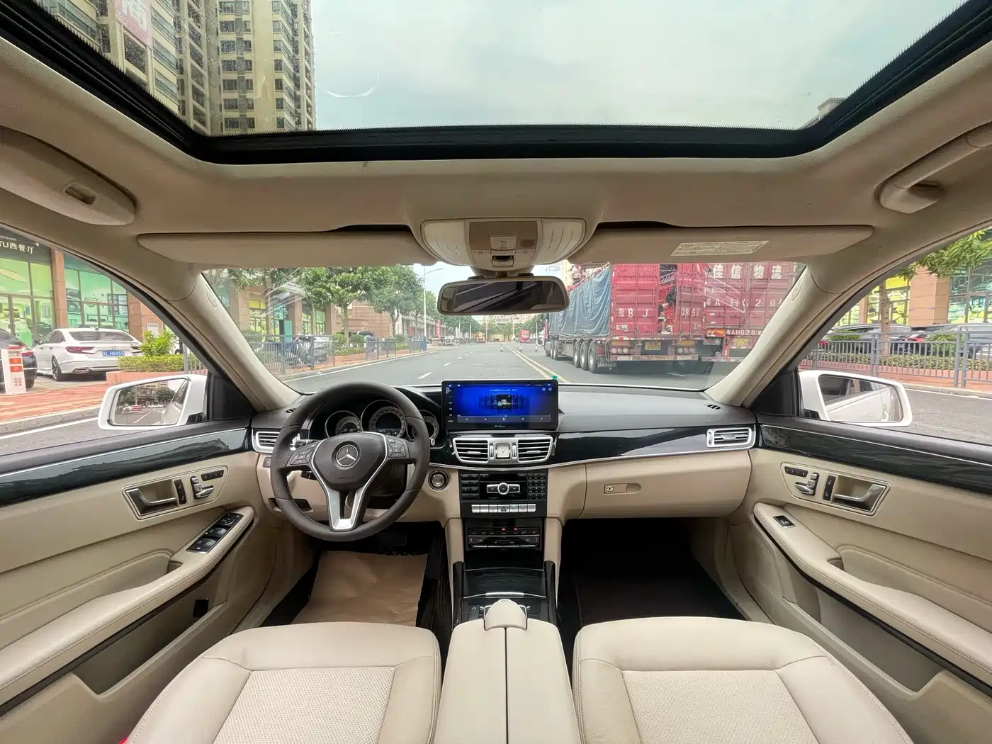 Mercedes-Benz E-Class 2014 E 260 L Sport фото 10