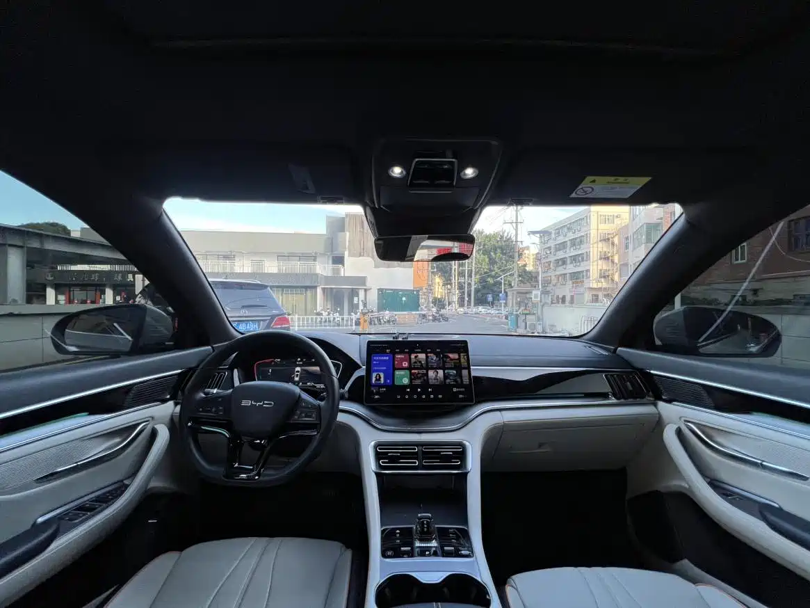 BYD Song PLUS PHEV 2024 Glory Edition DM-i 71km Luxury фото 2