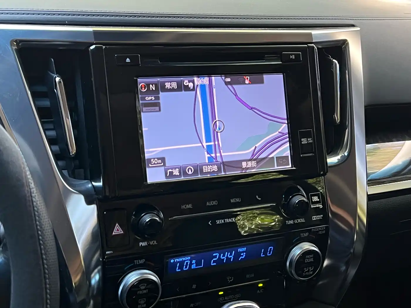 Toyota Vellfire 2019 Hybrid 2.5L HV Luxury Edition фото 5
