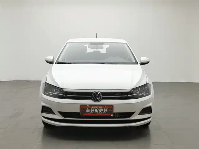 Volkswagen Polo 2023 Facelift Plus 1.5L Auto Joyful Living Edition — фото 3
