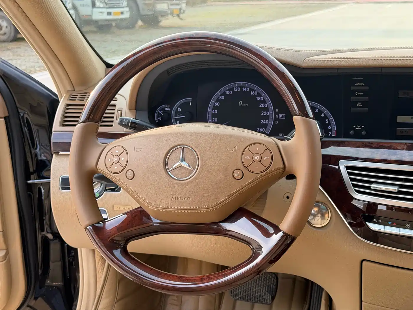 Mercedes-Benz S-Class 2012 S 300 L Business Grand Edition фото 12