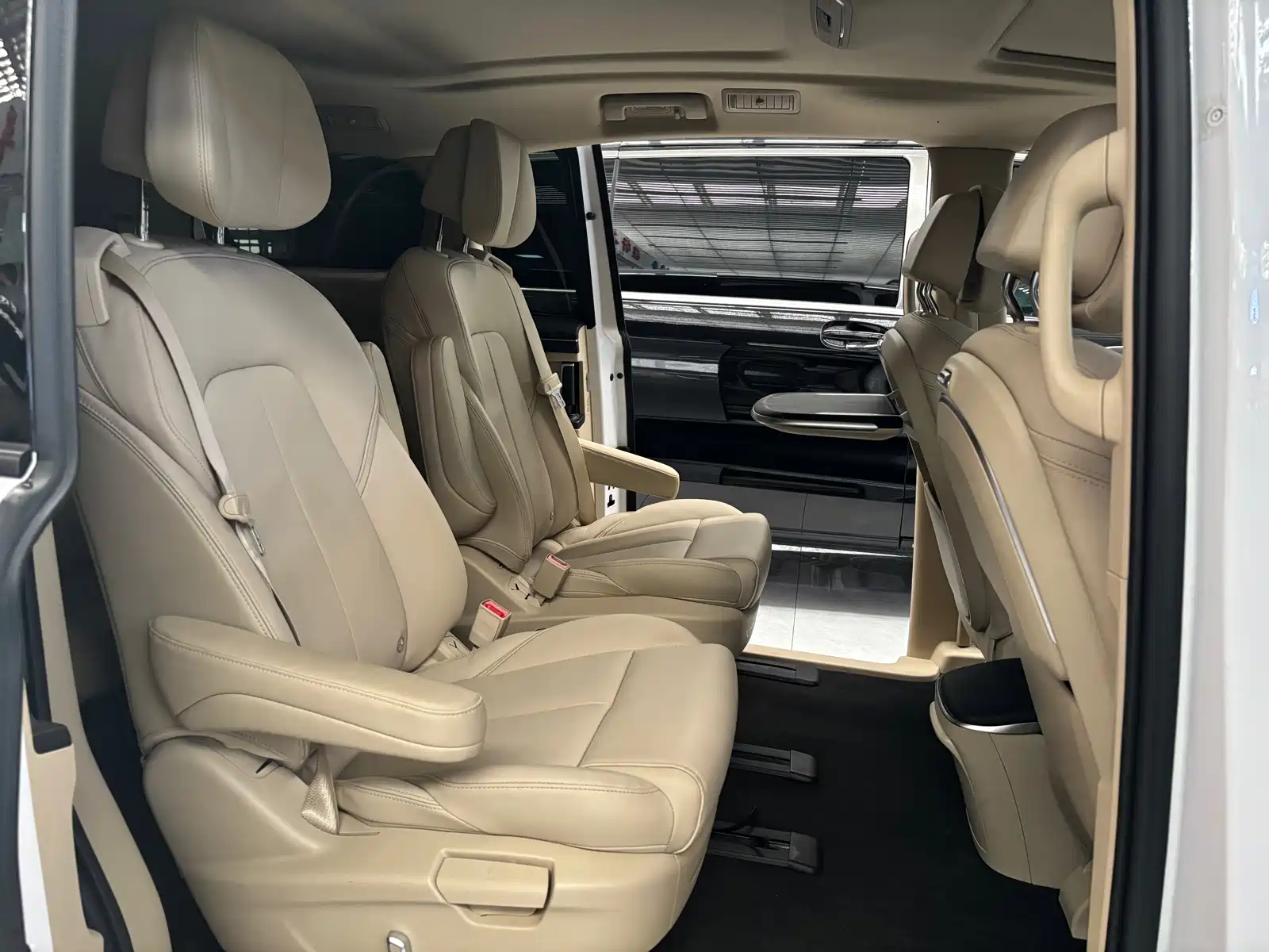 Фото 8 - Buick GL8