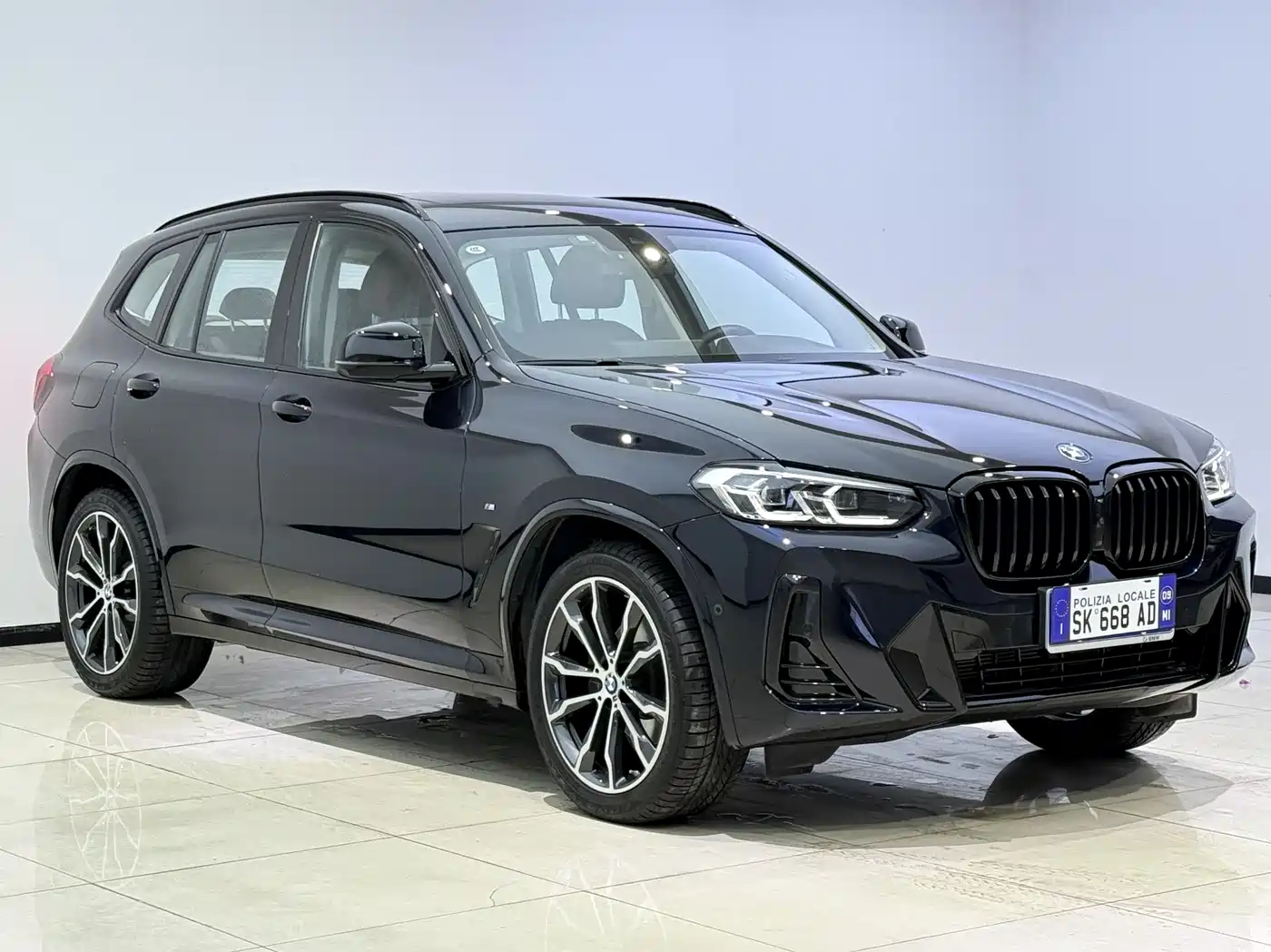 BMW X3 2022 Facelift xDrive30i Leading M Shadow Edition фото 3