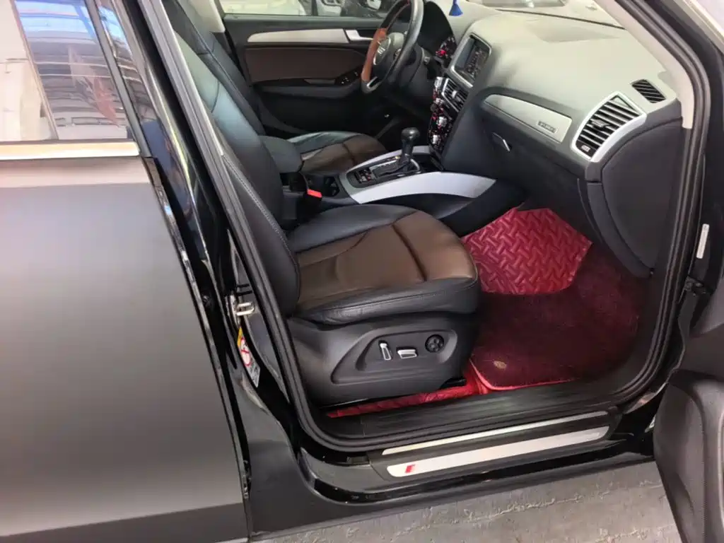 Audi Q5 2018 2017 Plus 40 TFSI Progressive