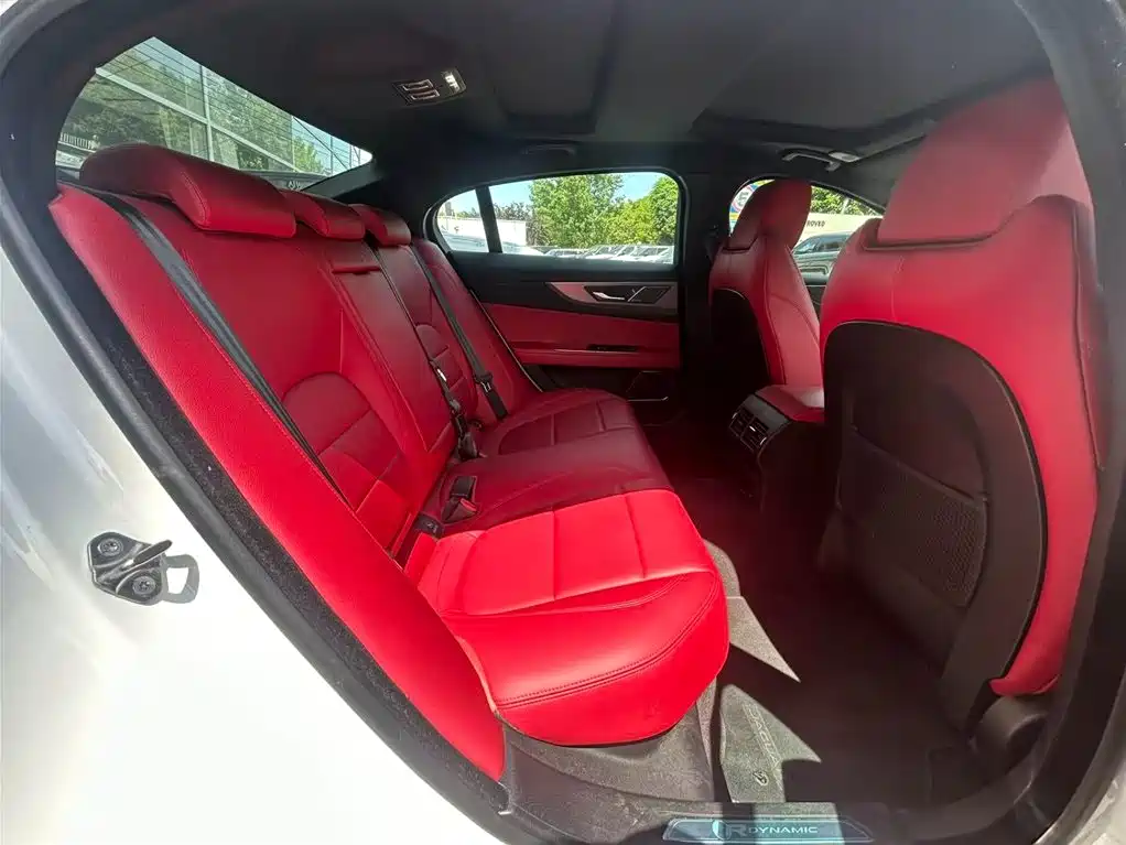 JAGUAR XEL
