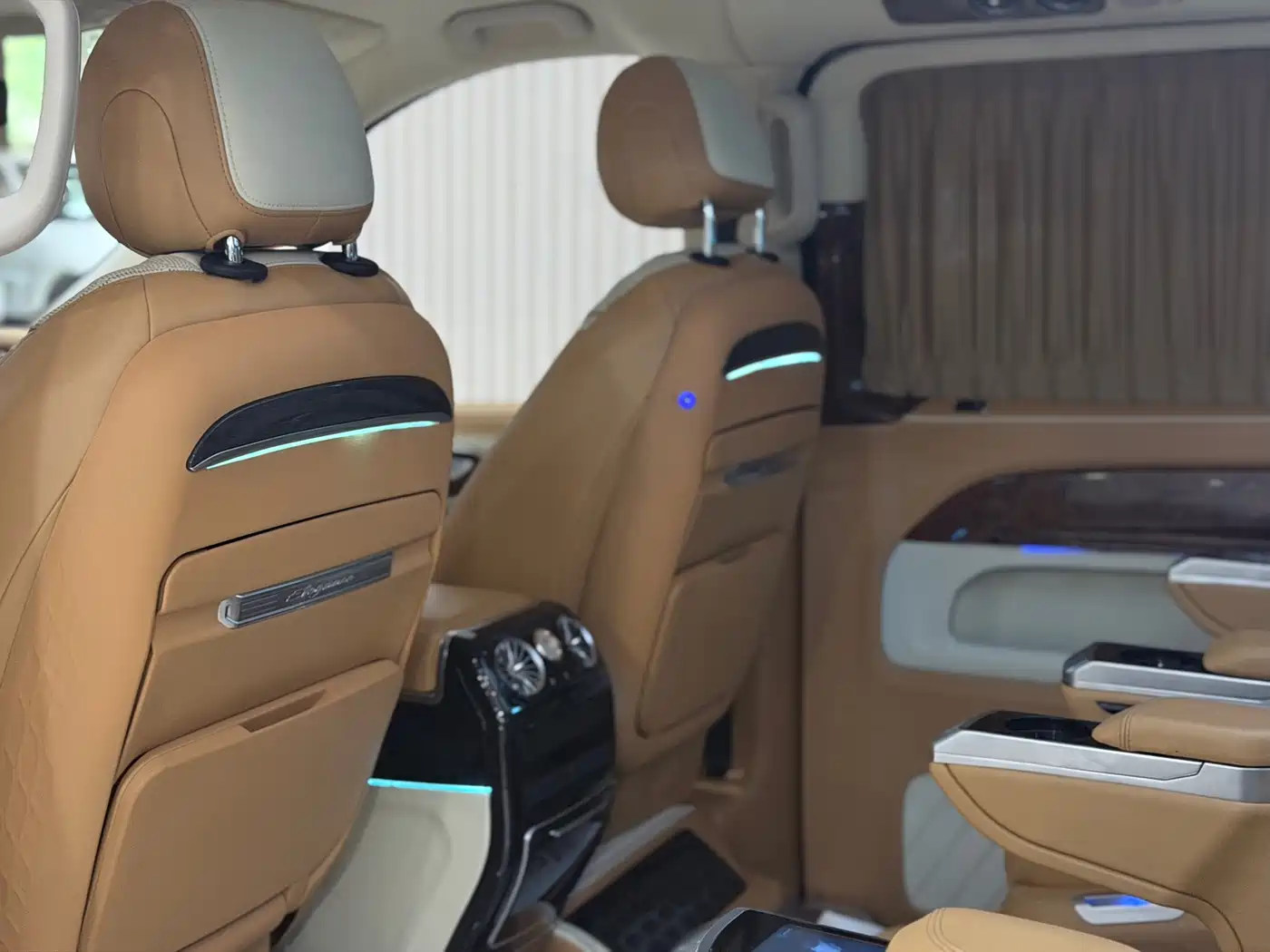 Mercedes-Benz Vito 2021 2.0T Business Edition 7-seater фото 7