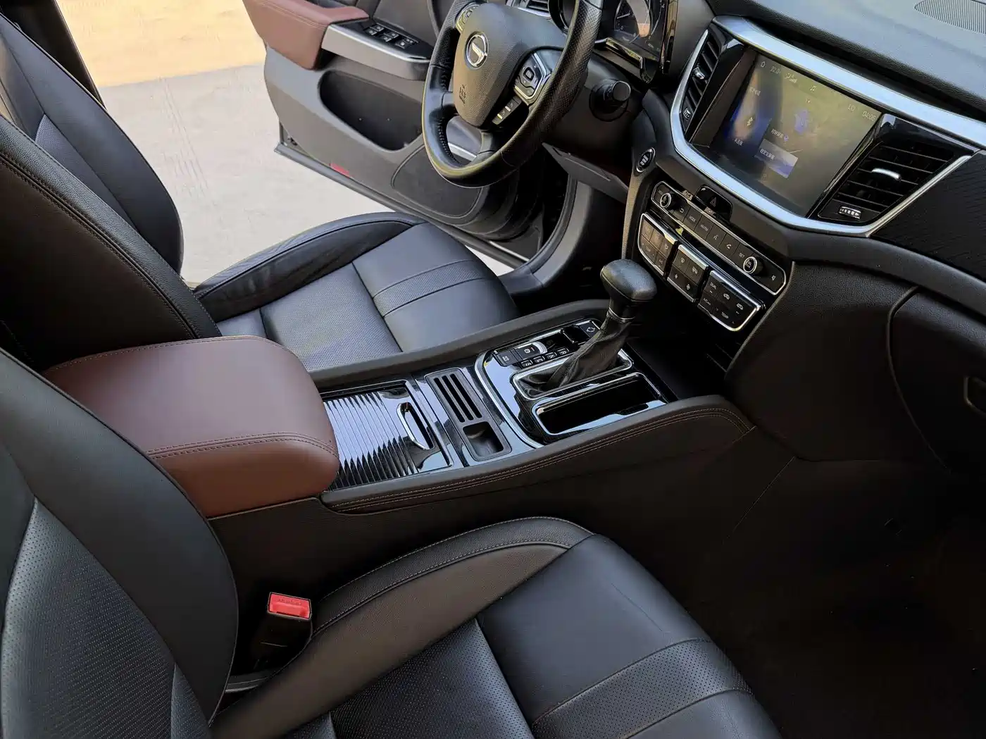GAC Trumpchi Trumpchi GS7 2020 2019 390T 2WD Luxury Model