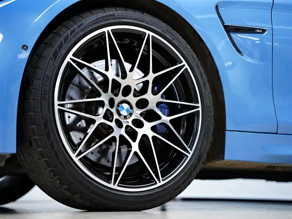 BMW M4 2017 M4 Convertible Fans Limited Edition фото 19