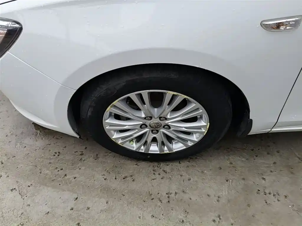Buick Excelle 2017 15N Automatic Elite фото 23