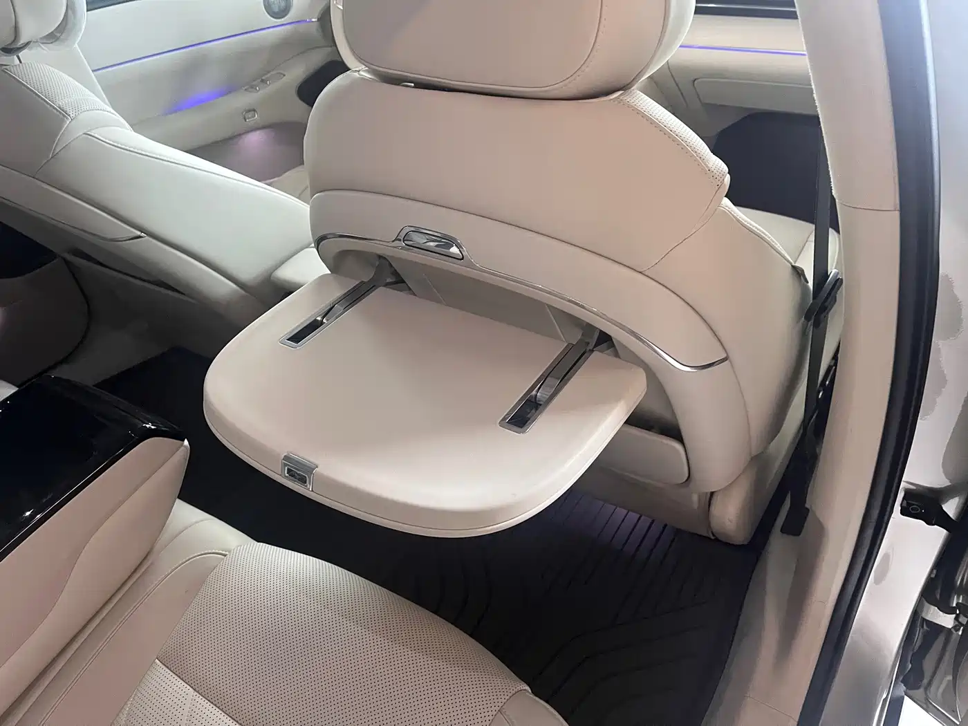 Voyah Auto VOYAH Zhuiguang L 2025 2025 Mid-configuration Model