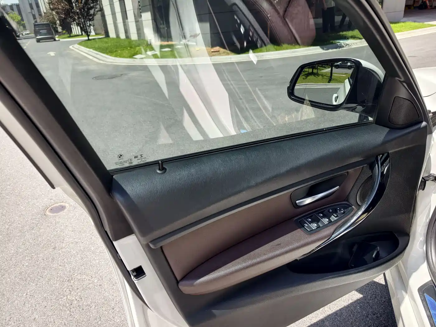 BMW 3 Series 2019 320Li M Luxury Package фото 9