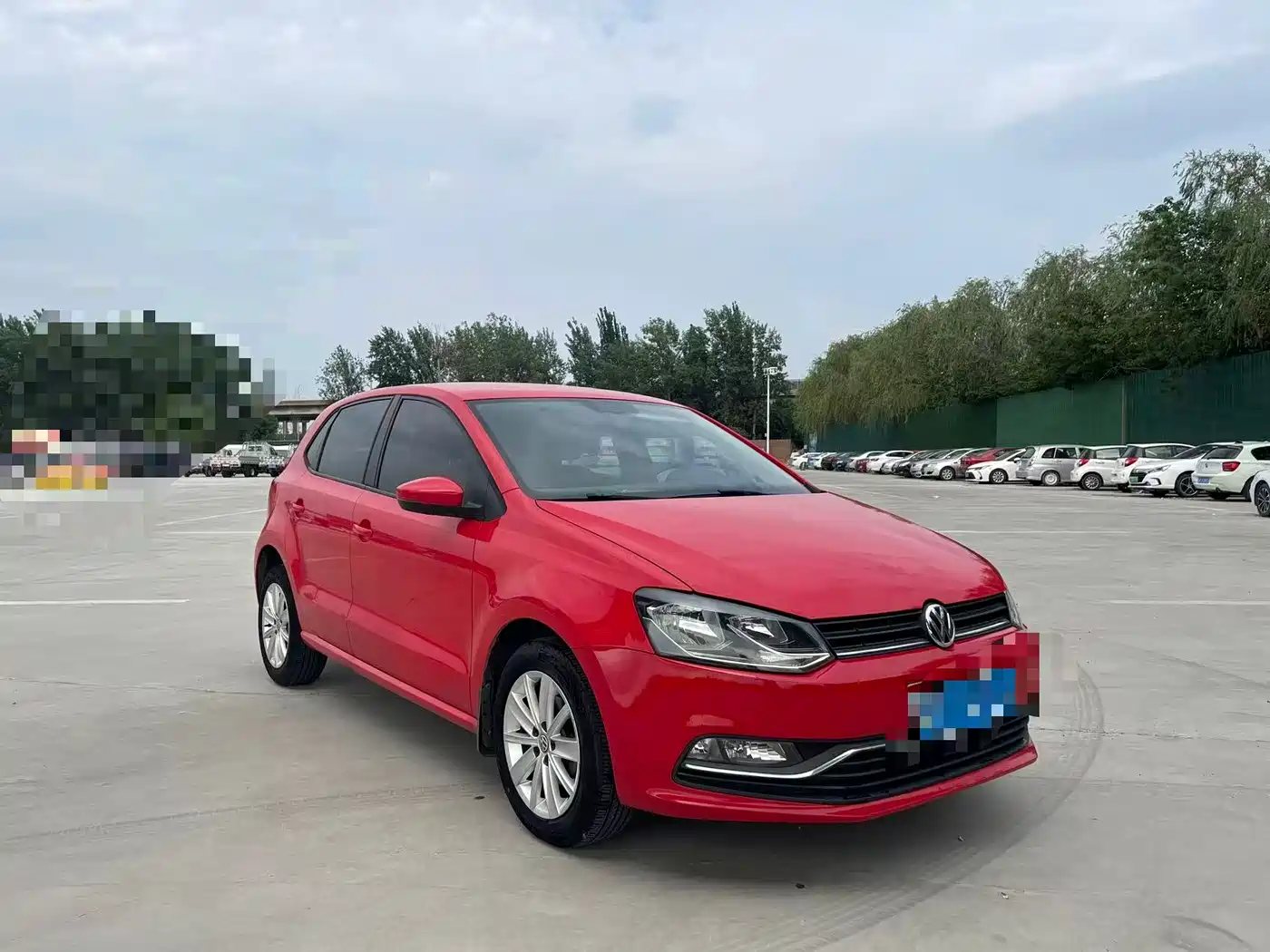 Volkswagen Polo 2014 1.6L Automatic Comfort Edition фото 2