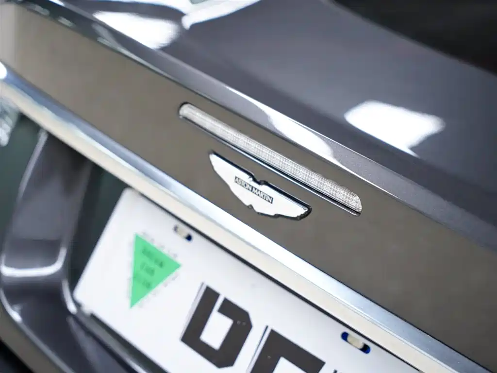 Aston Martin DBS 2010 2009 6.0 Touchtronic Coupe