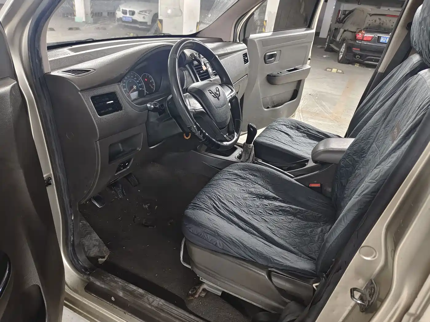 Wuling Motors Wuling Rongguang V 2016 2016 1.2L Standard
