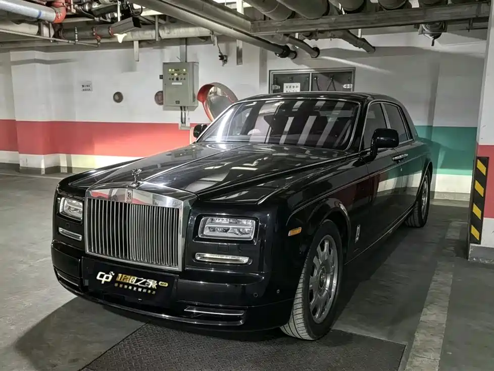 Rolls-Royce Phantom 2012 2013 6.7L Extended Wheelbase (EWB)