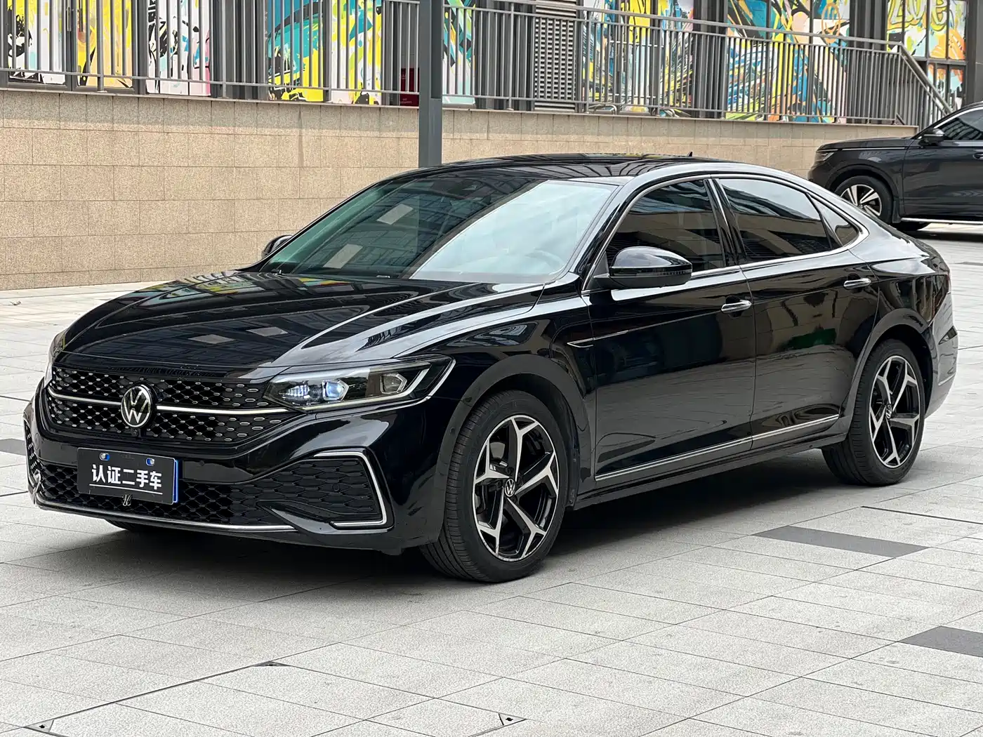 Volkswagen Passat 2023 330TSI Starlight Luxury Edition