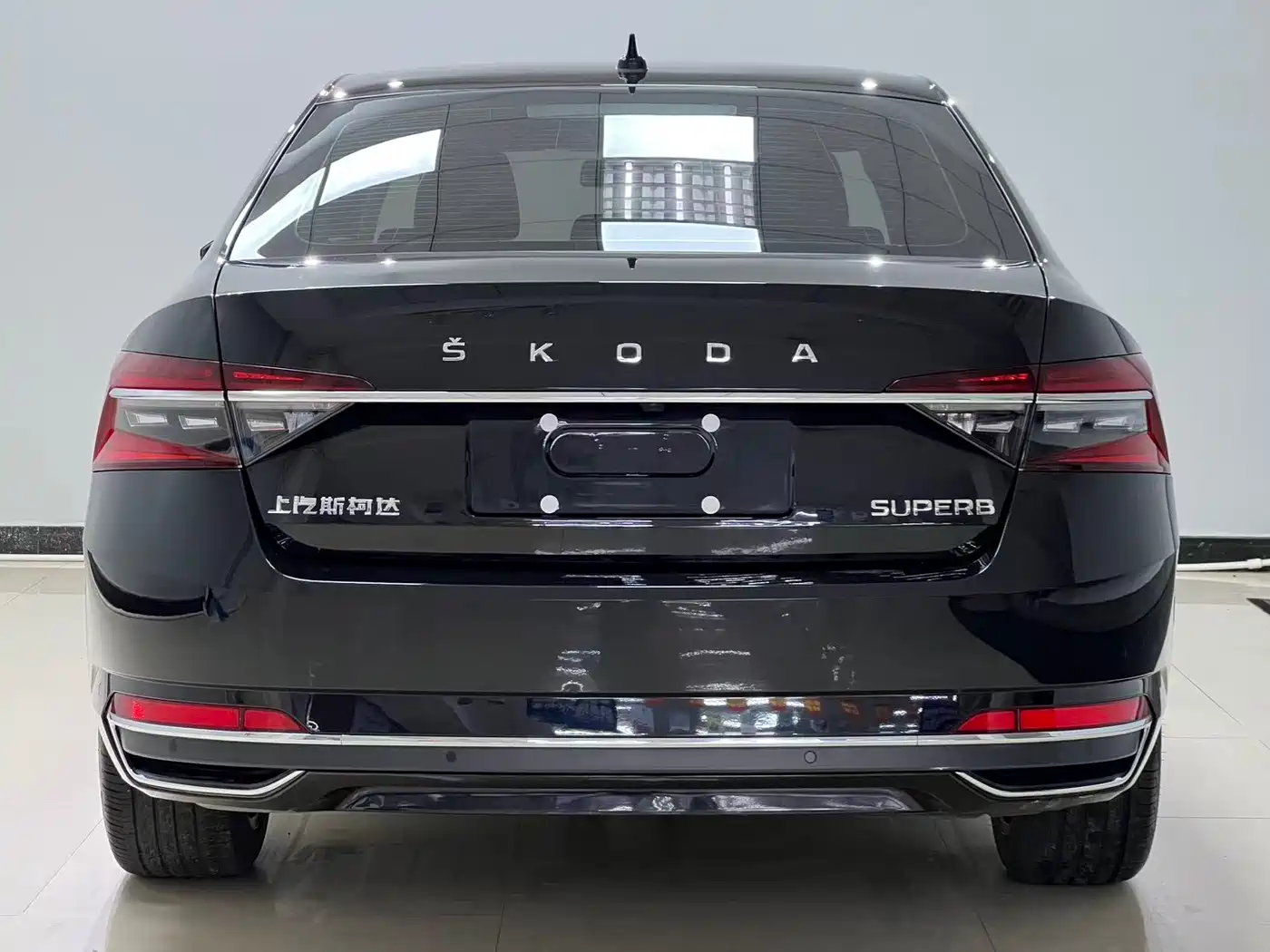 Škoda Superb 2024 TSI280 DSG Premium Edition фото 5