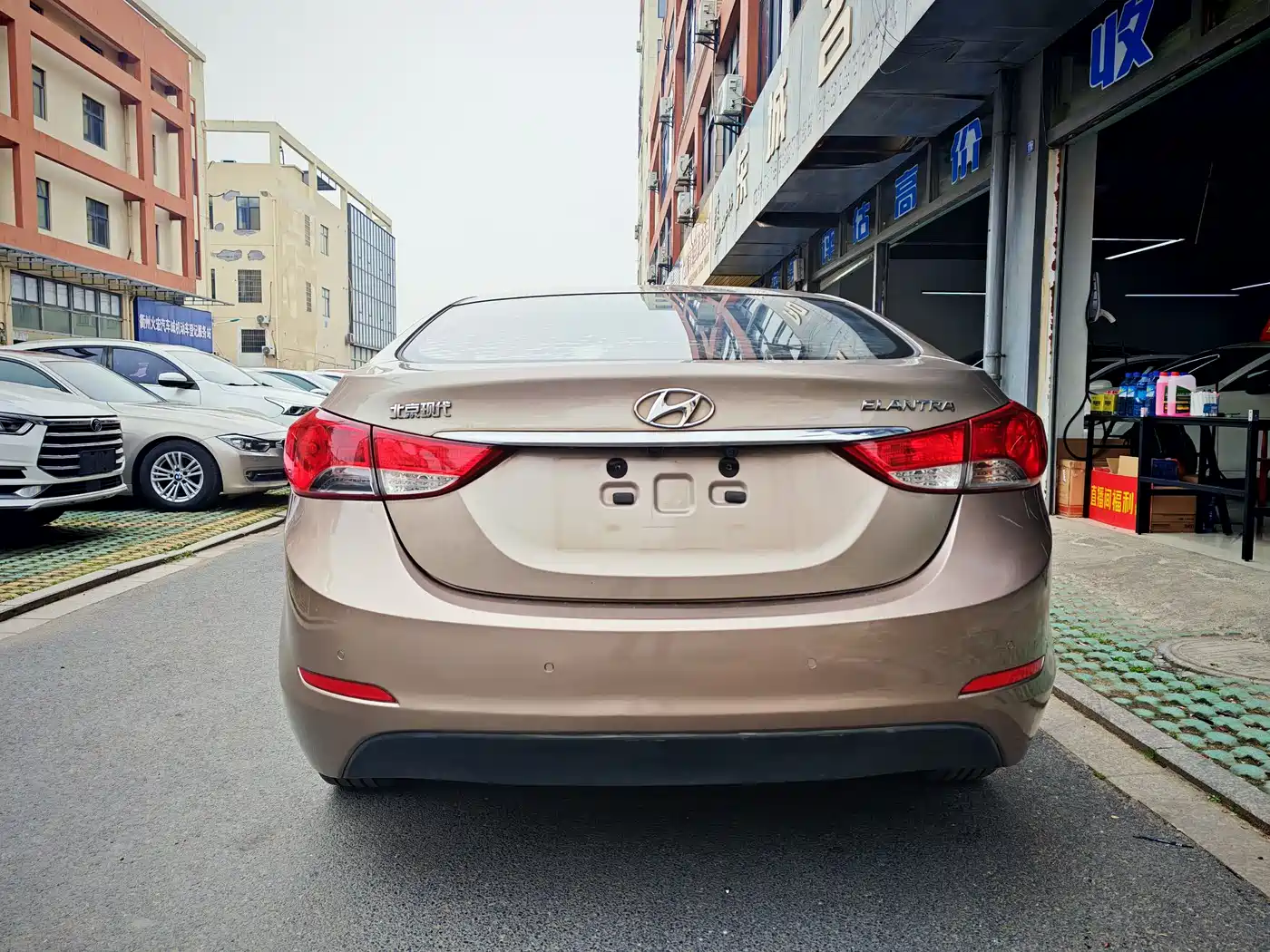 Hyundai Langdong 2013 1.6L Automatic Leading фото 7