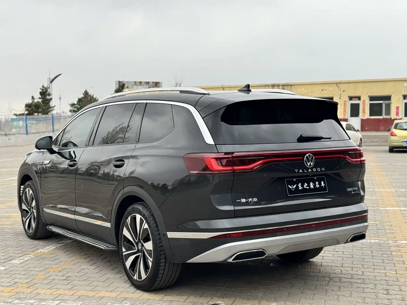 Volkswagen Talagon 2023 Facelift 380TSI 4WD Flagship Victory Edition 7-Seater фото 6