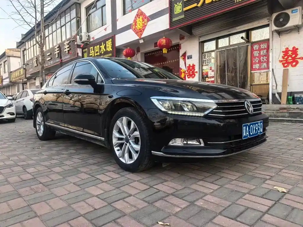 Volkswagen Magotan 2019 330TSI DSG Luxury Class China VI фото 3