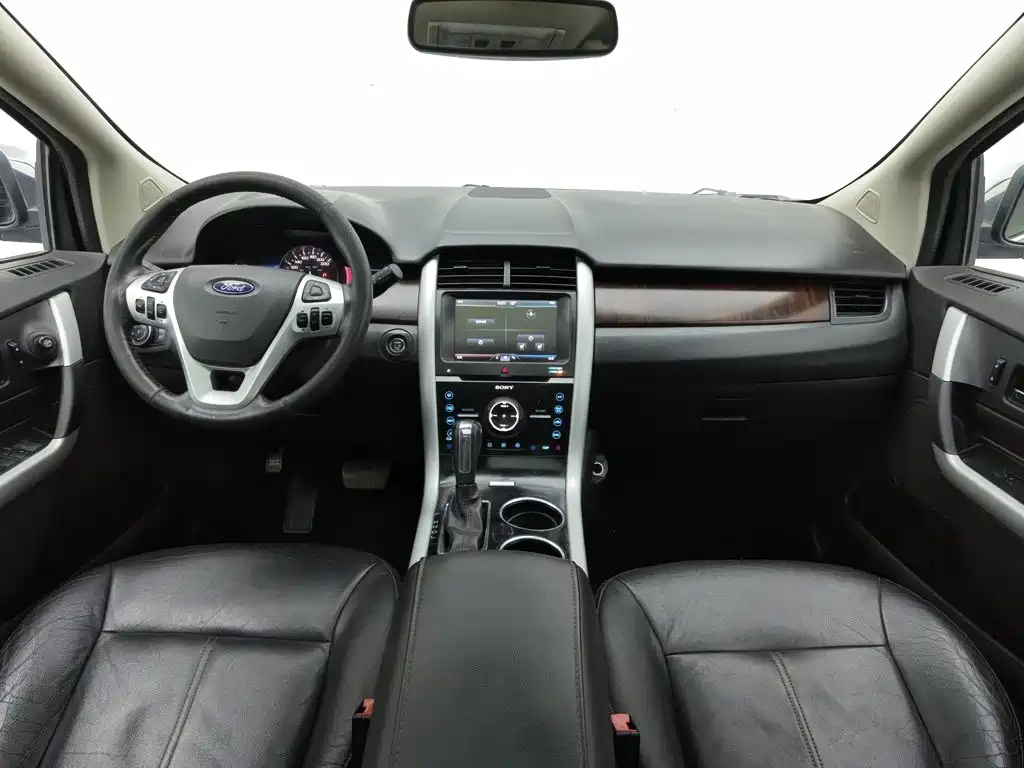 Ford Edge (Import) 2015 2012 2.0T Prestige