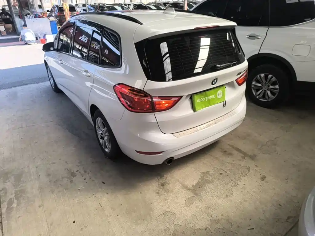BMW 2 Series Gran Tourer 2017 2015 218i Leading